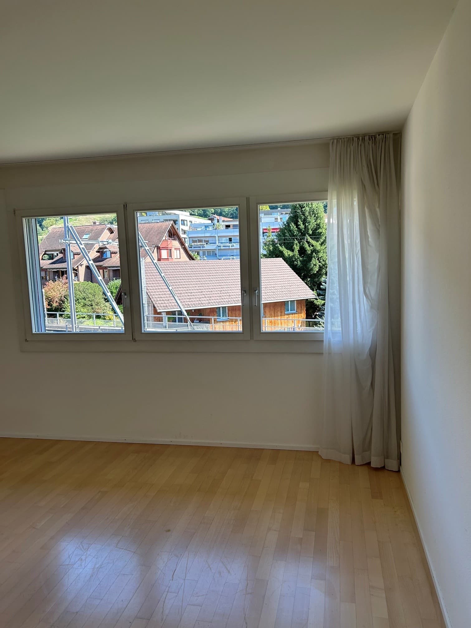 Wohnen auf höchstem Niveau – exklusive 6-Zimmer-Attikawohnung in Oberwil bei Zug in 6317 Oberwil b. Zug – Bild 12
