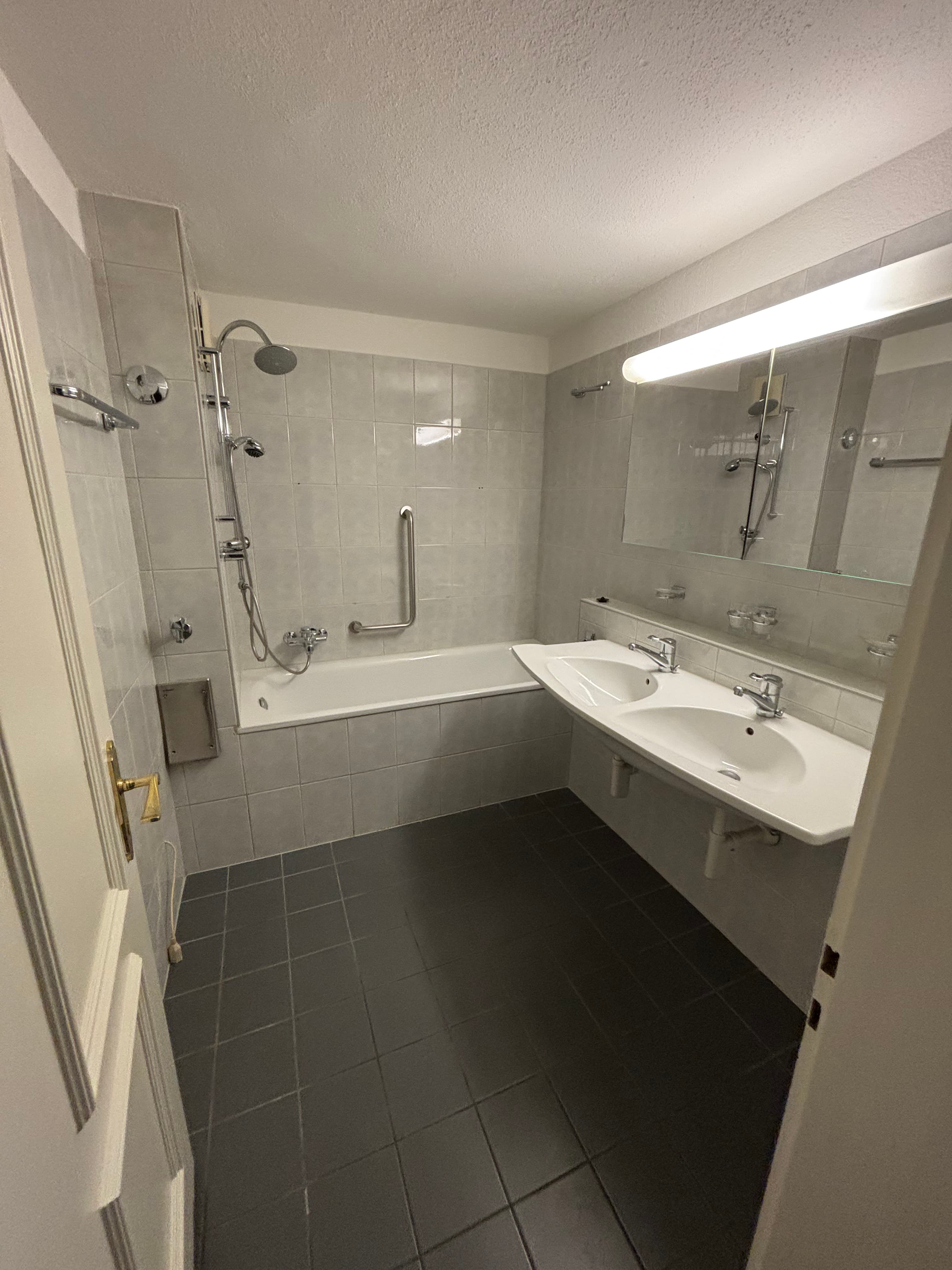 3.5-Zimmer-Wohnung mit Gartensitzplatz in Zürich-Witikon in 8053 Zürich – Bild 6
