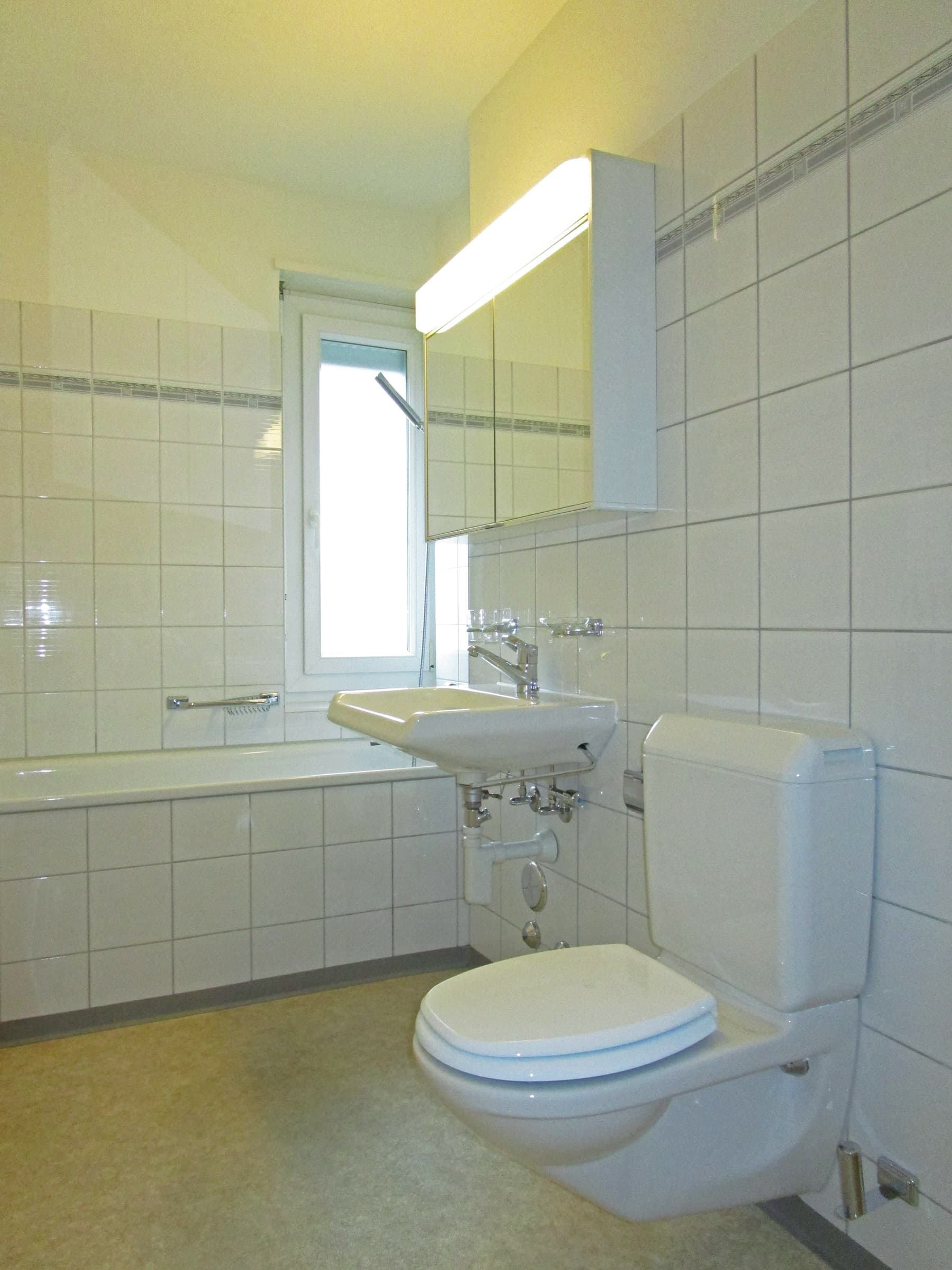 Charmante 2-Zimmer-Wohnung in Zürich-Wollishofen in 8038 Zürich – Bild 3