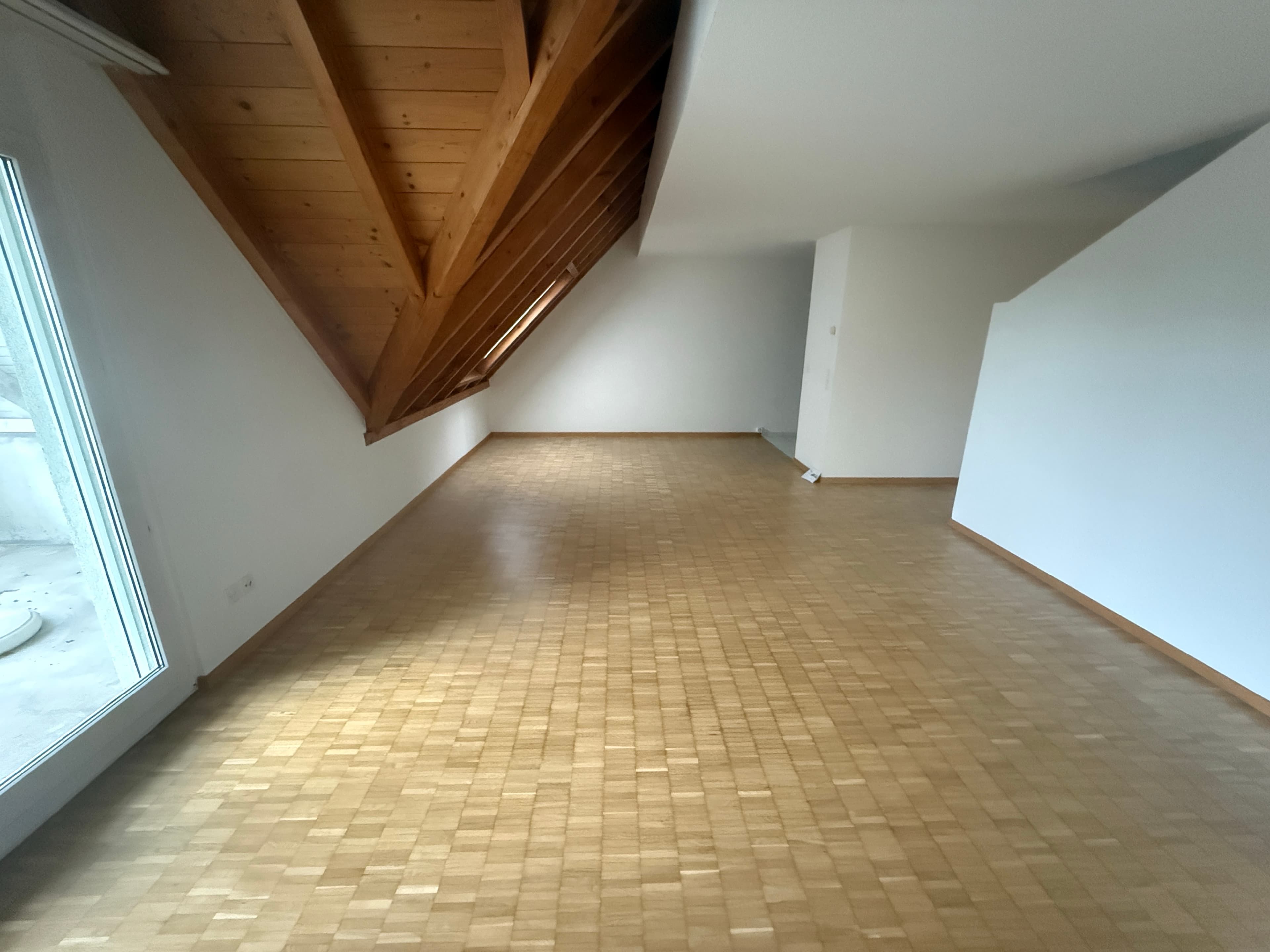 4.5 Zimmer Maisonette-Wohnung in 8442 Hettlingen – Bild 1