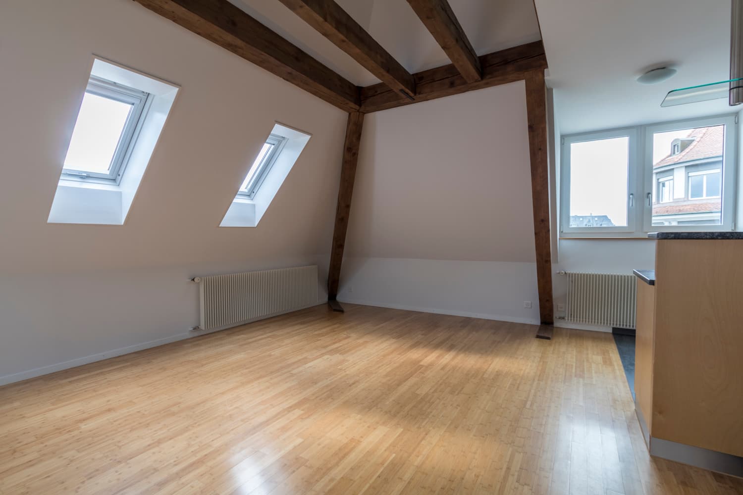 Charmante Dachwohnung mit Galerie und besonderem Wohnambiente in 3013 Bern – Bild 14