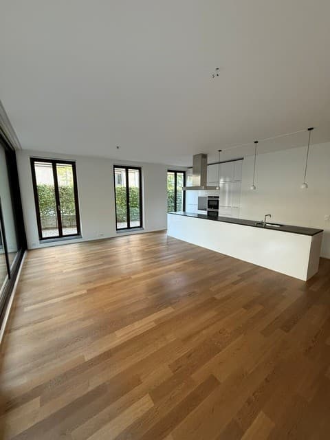Moderne Gartenwohnung mit grosszügigem Aussenbereich an ruhiger Lage in 3006 Bern – Bild 2