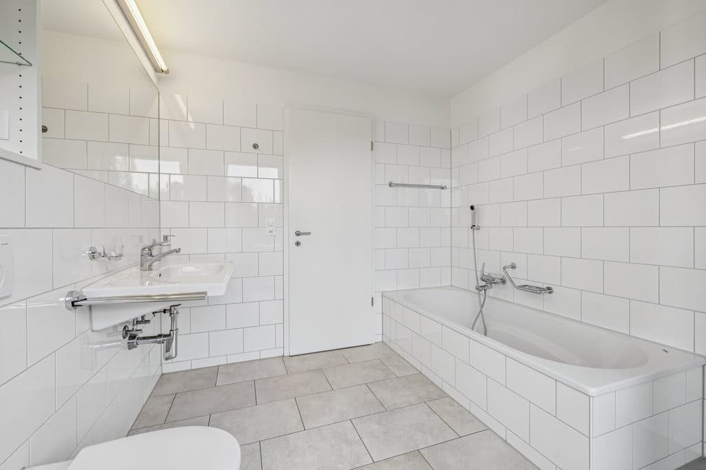 Dachwohnung mit Stil in 4103 Bottmingen – Bild 5